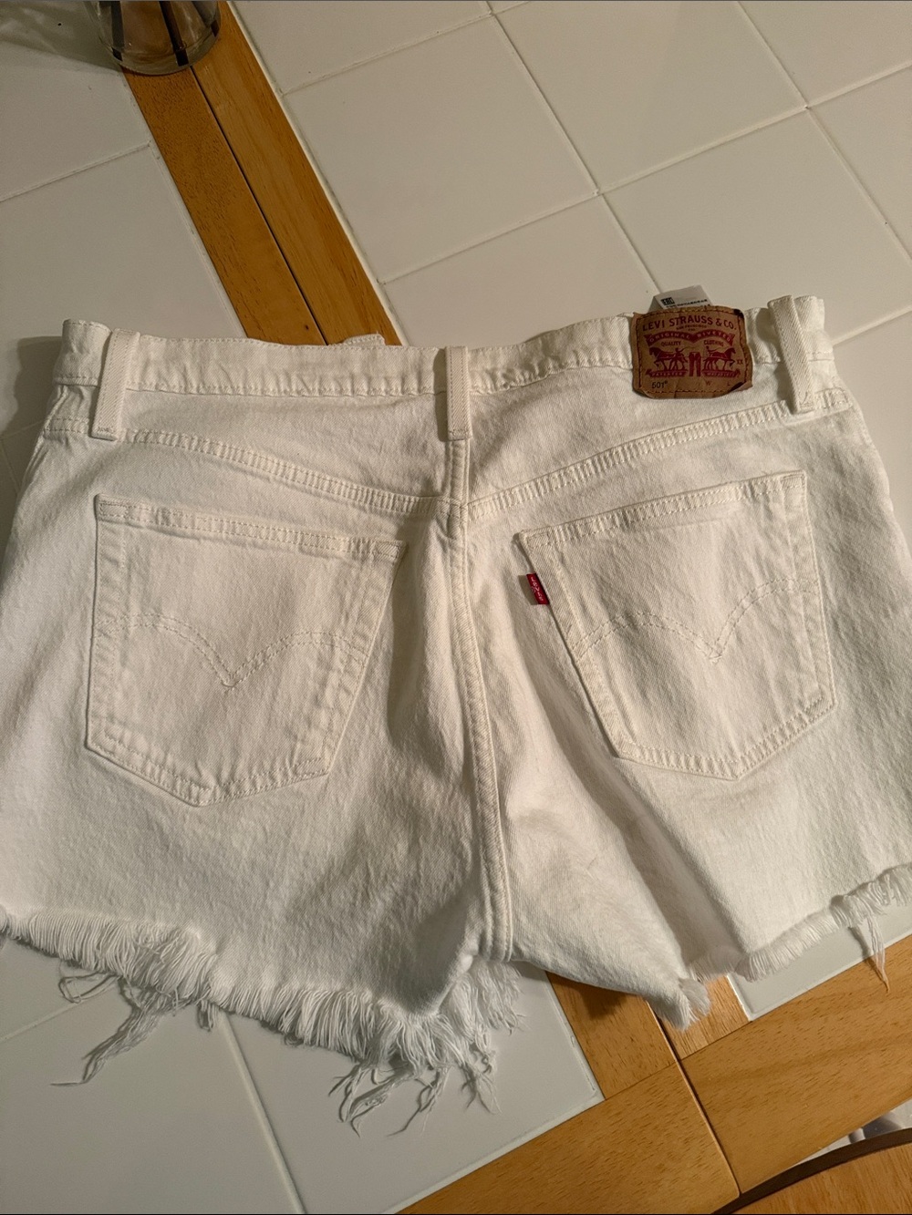 Levi’s 501 Women’s Off White Jean Cut Off Shorts